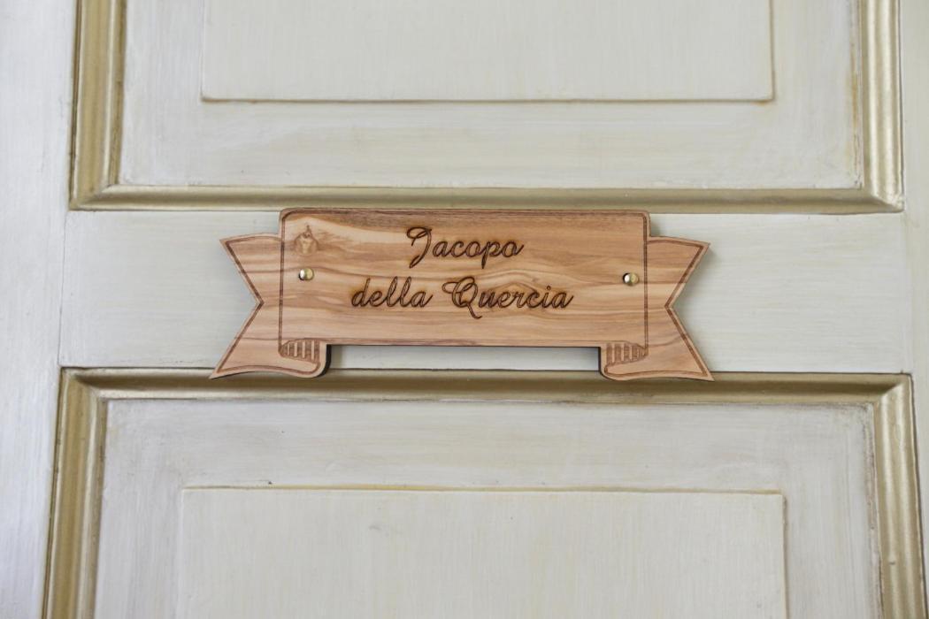 Residenza D'Epoca Montanini Bed & Breakfast Siena Dış mekan fotoğraf