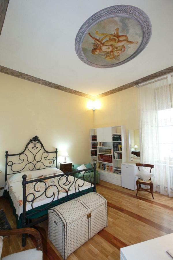 Residenza D'Epoca Montanini Bed & Breakfast Siena Dış mekan fotoğraf