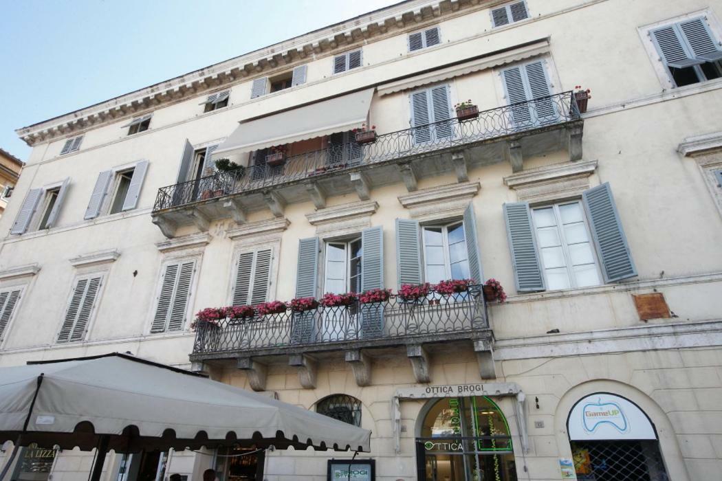 Residenza D'Epoca Montanini Bed & Breakfast Siena Dış mekan fotoğraf